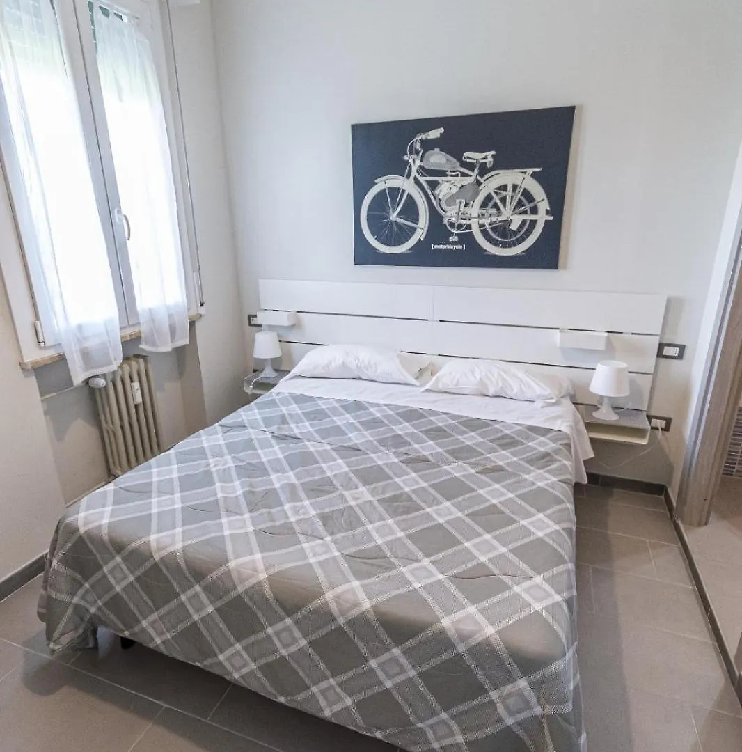Room Del Parco Reggio nell'Emilia 0*,